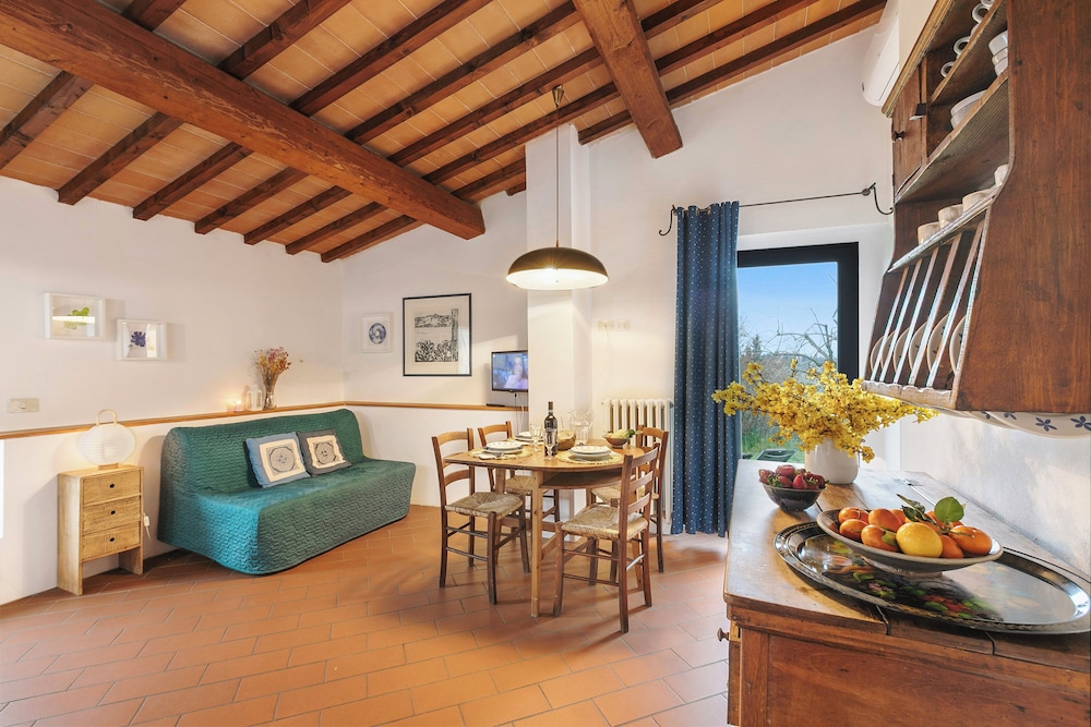 Relaxing Tuscan Country Near Florence