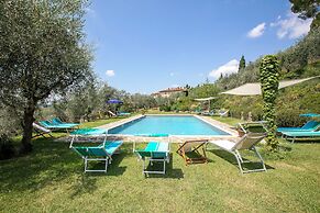 Relaxing Tuscan Country Near Florence