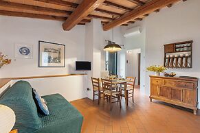 Relaxing Tuscan Country Near Florence