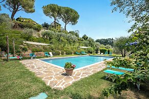 Relaxing Tuscan Terrazza Near Florence