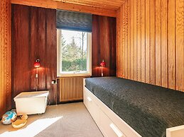 4 Star Holiday Home in Hals