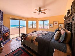 Your Beachfront Escape Close to Everything