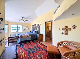 Your Beachfront Escape Close to Everything