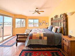 Your Beachfront Escape Close to Everything