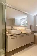Bantry Place - Luxury Apartment