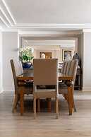 Bantry Place - Luxury Apartment