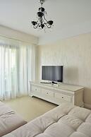 Wave 2 Promenada Apartments