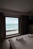 Wave 2 Promenada Apartments