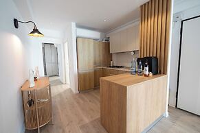Wave 2 Promenada Apartments