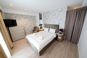 Wave 2 Promenada Apartments