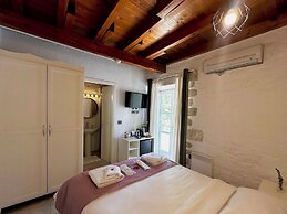 La Grenadine Hotel