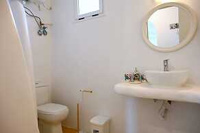 Simousi Beach House