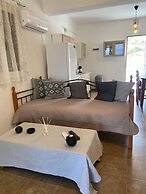 Simousi Beach House