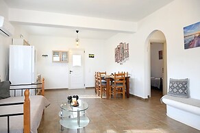 Simousi Beach House