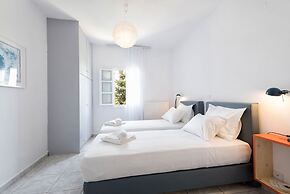 Menta II in Naousa With Free Parking Paros
