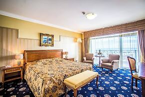 Hotel Palace Marina Dinevi