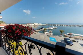 Hotel Palace Marina Dinevi