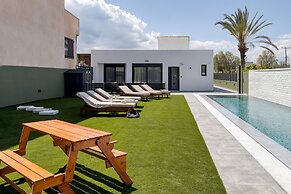 Potame Suite by Estia Pool View