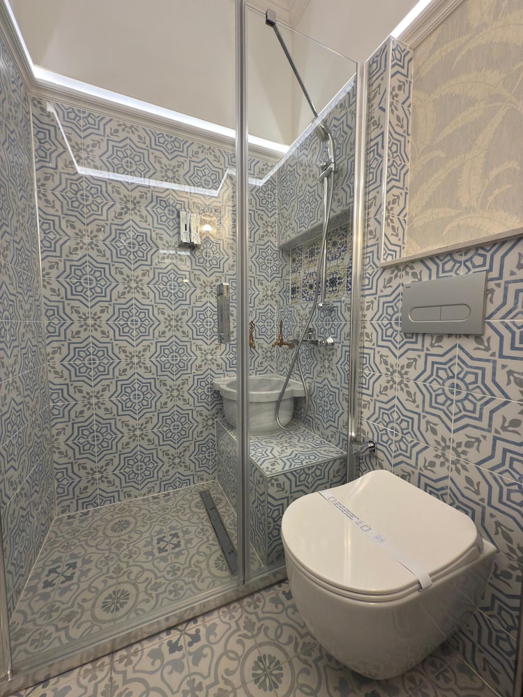 Oasis Inn Budapest