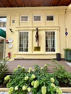 Oasis Inn Budapest
