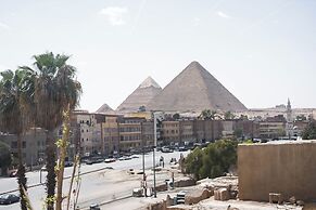 Camel Pyramids View Inn