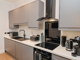 The Salisbury Apartment 202