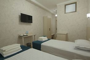 HOTEL MERCURI MERIDIAN