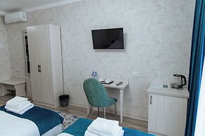 HOTEL MERCURI MERIDIAN
