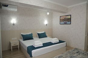 HOTEL MERCURI MERIDIAN