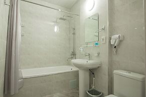 HOTEL MERCURI MERIDIAN