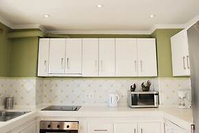 Carabeo 24 Apartment by Casasol