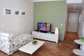 Carabeo 24 Apartment by Casasol