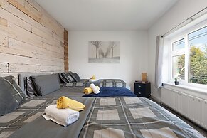 Long Stay 3BR House With Parking