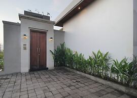 Bougainvillea Villas Cemagi by Parigata