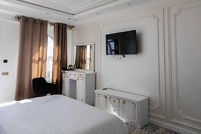 Ardani HOTEL