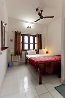 Varanasi Rest House