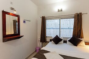 Varanasi Rest House