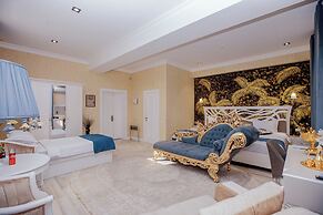 SILK ROAD EMPIRE HOTEL