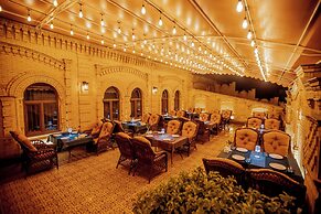 SILK ROAD EMPIRE HOTEL