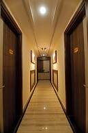 Paarth Grand