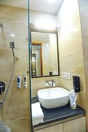 Paarth Grand