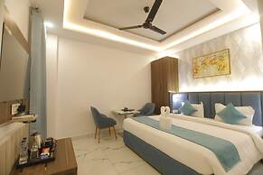 Paarth Grand