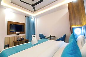 Paarth Grand