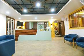 Paarth Grand