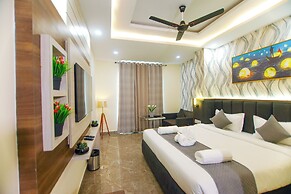Paarth Grand
