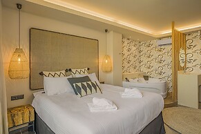 HOM54 Luxury Suites