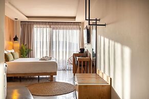 HOM54 Luxury Suites