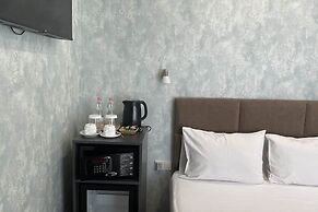 Hotel Flames