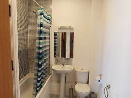 Cardiff Apt - Sleeps 6 - Castle & Stadium Nearby