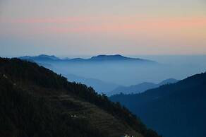 AUREVELLE KASTURA RESORT KANATAL